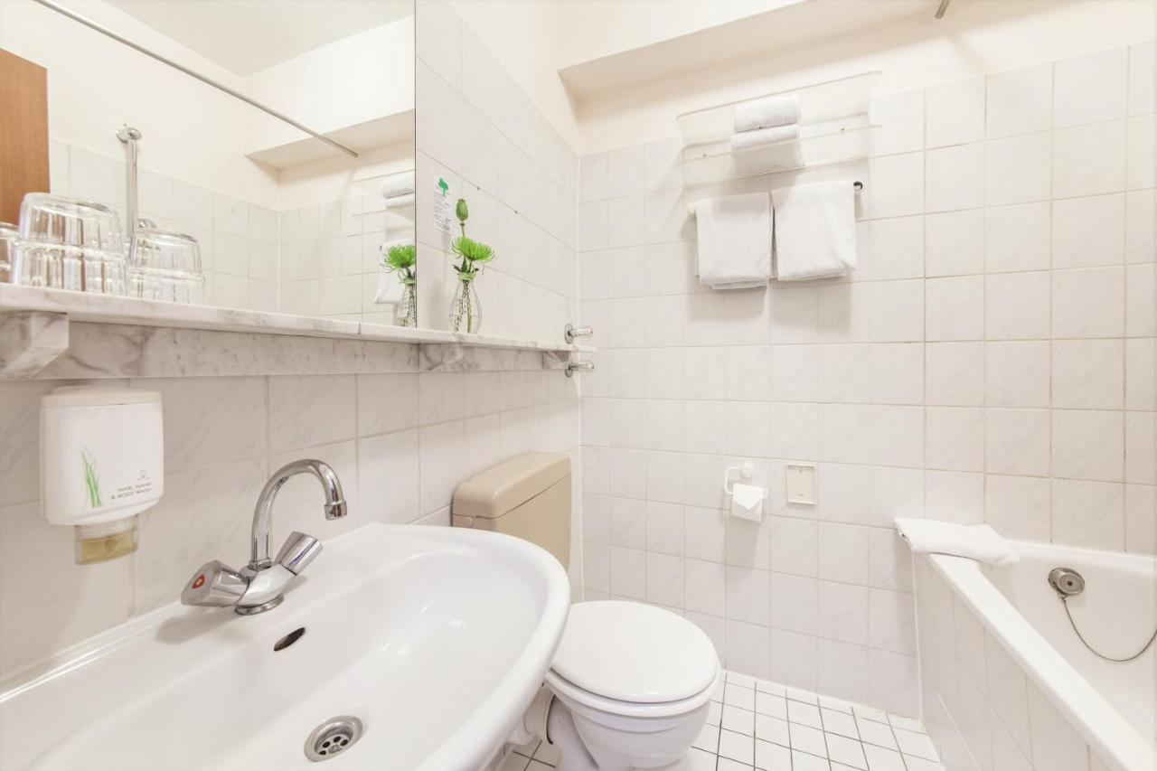 Hotel Antares Duesseldorf Dış mekan fotoğraf